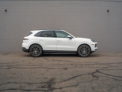 2024 Porsche Cayenne Base