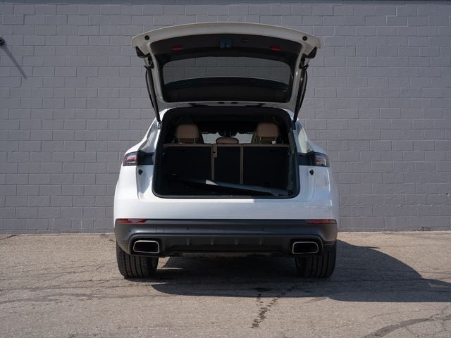 2019 Porsche Cayenne Base