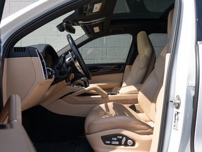 2019 Porsche Cayenne Base