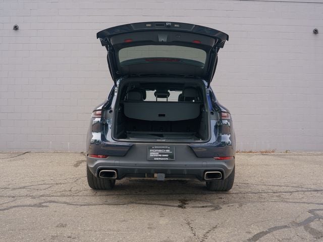 2024 Porsche Cayenne Base