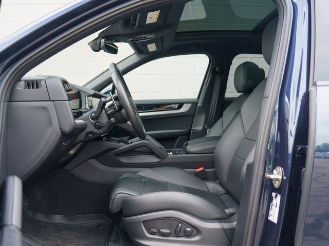 2024 Porsche Cayenne Base