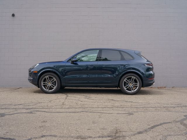 2024 Porsche Cayenne Base