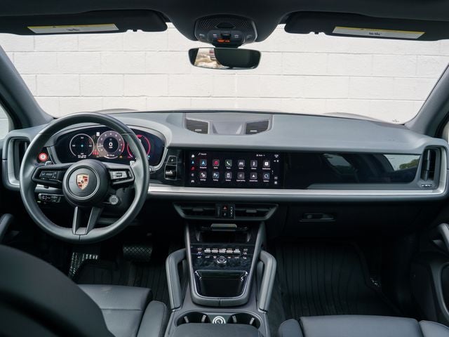 2024 Porsche Cayenne Base