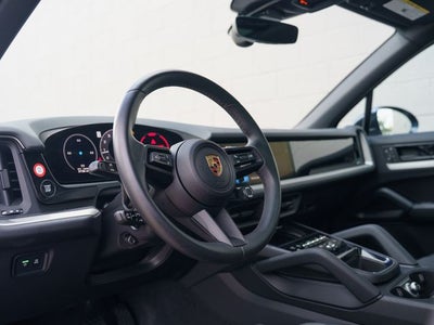 2024 Porsche Cayenne Base