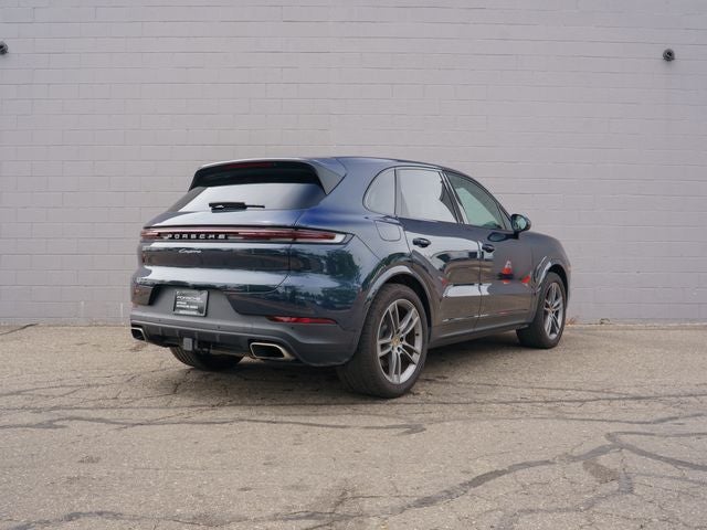 2024 Porsche Cayenne Base