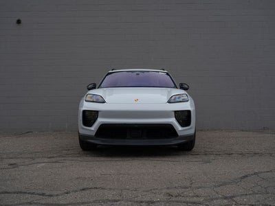 2025 Porsche Macan 4