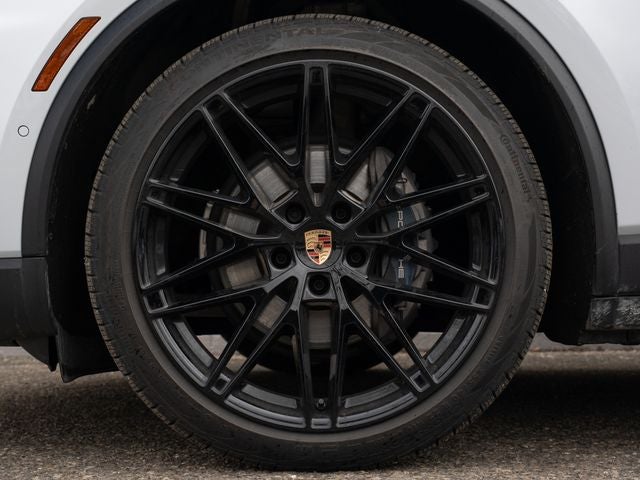 2025 Porsche Macan 4