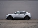 2025 Porsche Macan 4