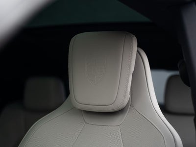 2025 Porsche Macan 4