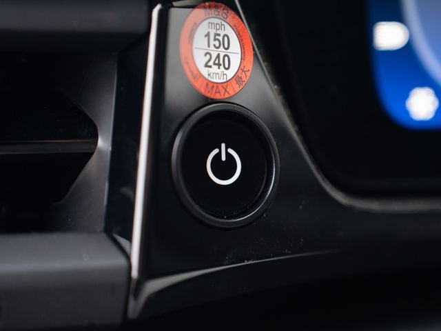 2025 Porsche Macan 4