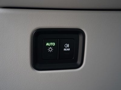 2025 Porsche Macan 4