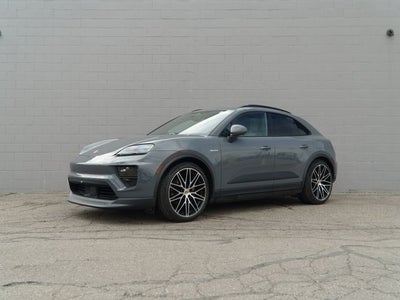 2025 Porsche Macan 4