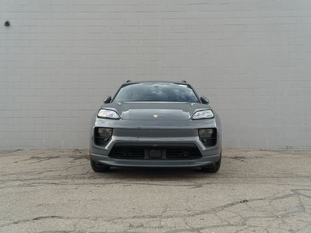 2025 Porsche Macan 4