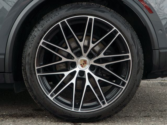 2025 Porsche Macan 4