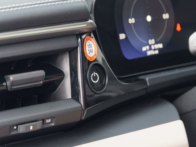 2025 Porsche Macan 4