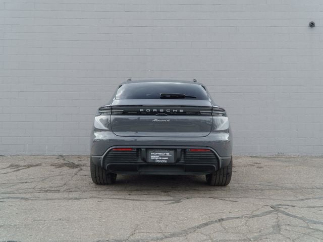 2025 Porsche Macan 4