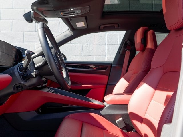 2024 Porsche Macan 4