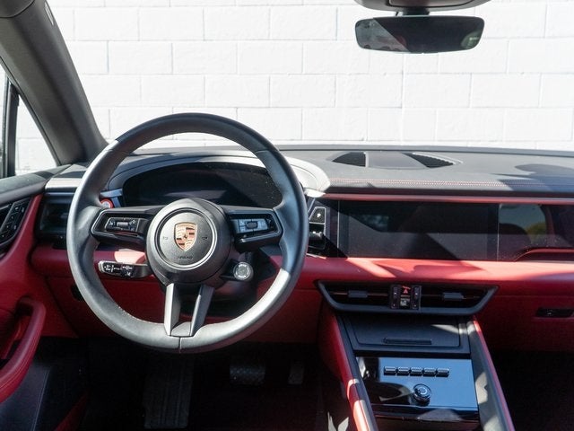 2024 Porsche Macan 4