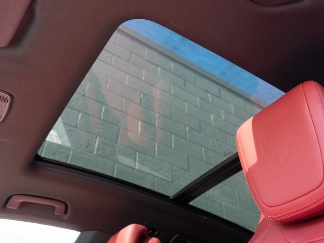 2024 Porsche Macan 4