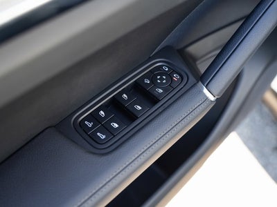 2022 Porsche Cayenne S