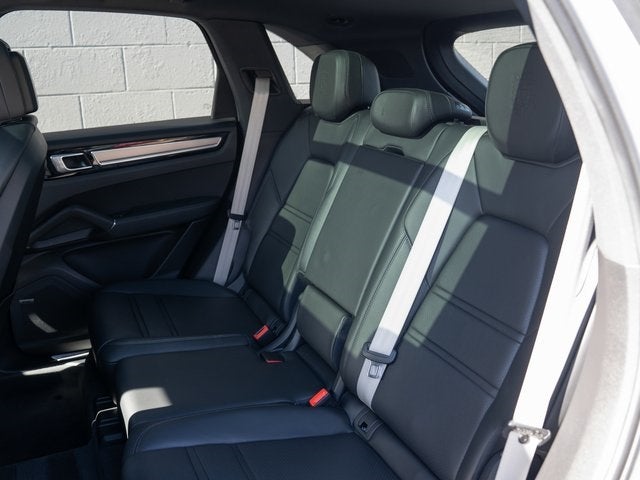 2022 Porsche Cayenne S