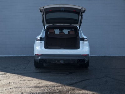 2023 Porsche Cayenne S Platinum Edition