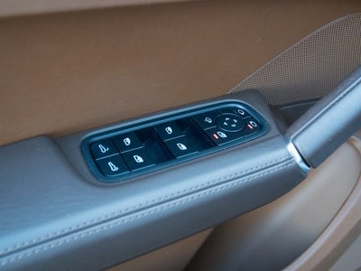 2023 Porsche Cayenne S Platinum Edition