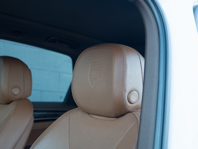 2023 Porsche Cayenne S Platinum Edition