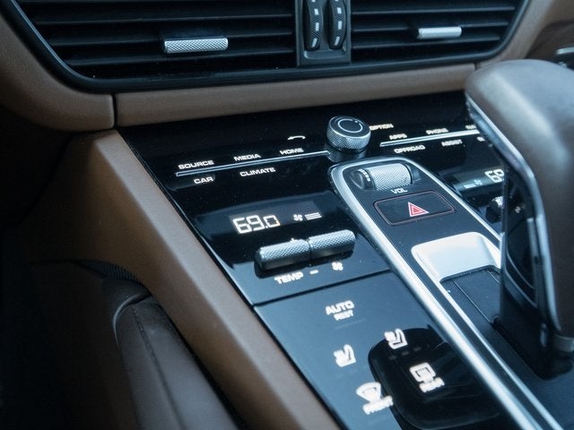 2023 Porsche Cayenne S Platinum Edition