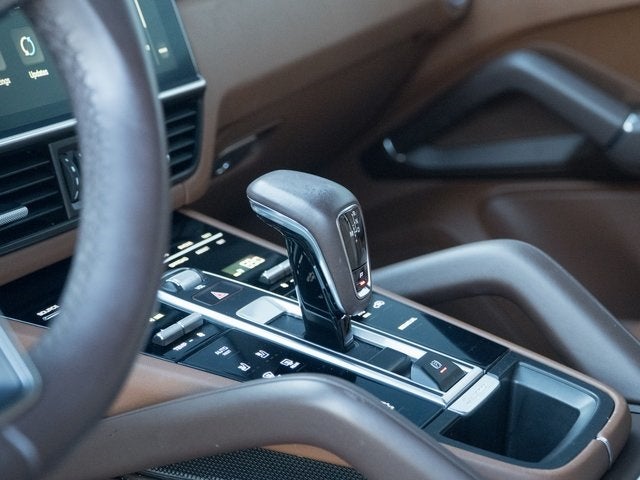 2023 Porsche Cayenne S Platinum Edition