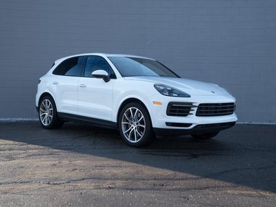 2023 Porsche Cayenne S Platinum Edition