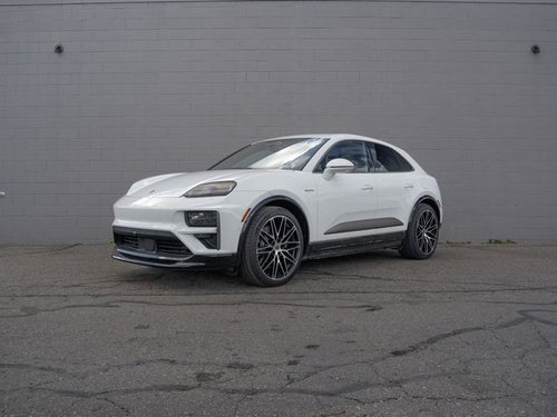 2024 Porsche Macan Turbo