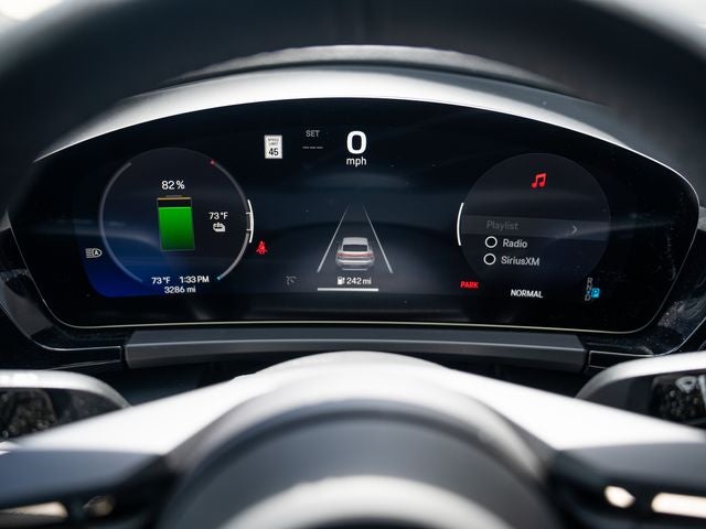 2024 Porsche Macan Turbo