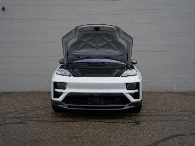 2025 Porsche Macan Turbo