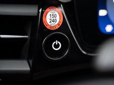 2025 Porsche Macan Turbo