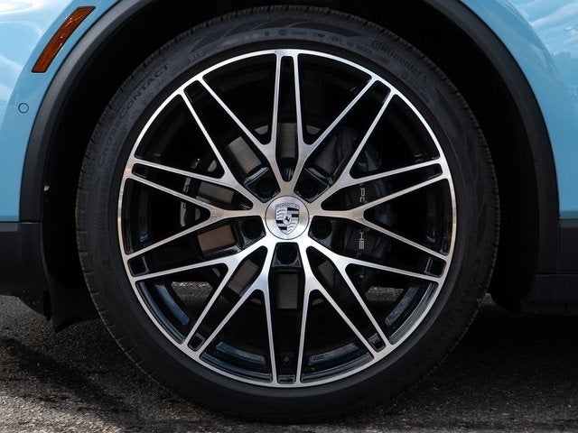 2025 Porsche Macan RWD