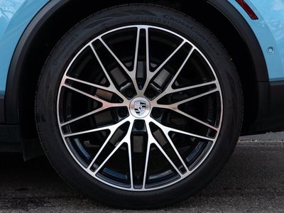 2025 Porsche Macan RWD