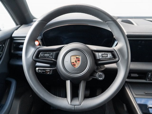 2025 Porsche Macan RWD