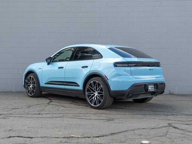 2025 Porsche Macan RWD