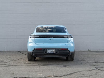 2025 Porsche Macan RWD