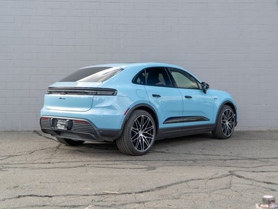 2025 Porsche Macan RWD