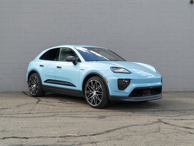 2025 Porsche Macan RWD