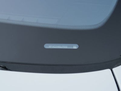 2025 Porsche Macan Base