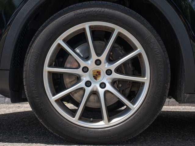 2021 Porsche Cayenne Base
