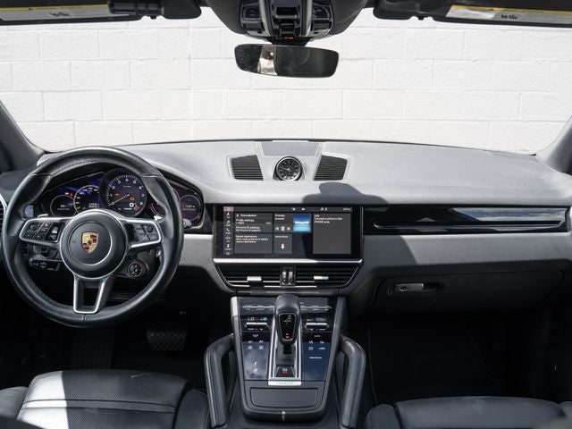 2021 Porsche Cayenne Base