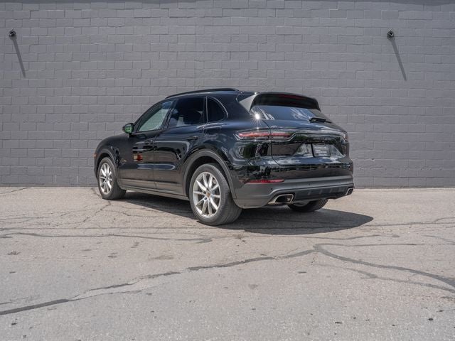 2021 Porsche Cayenne Base