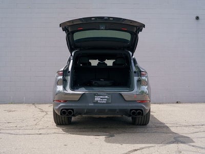 2026 Porsche Cayenne Base