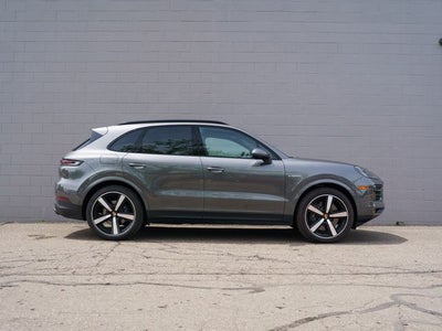 2026 Porsche Cayenne Base