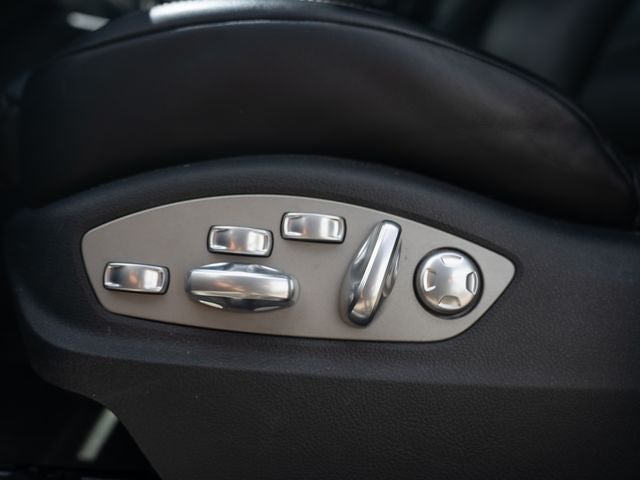 2015 Porsche Macan Turbo