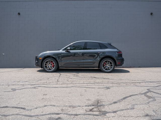 2023 Porsche Macan S
